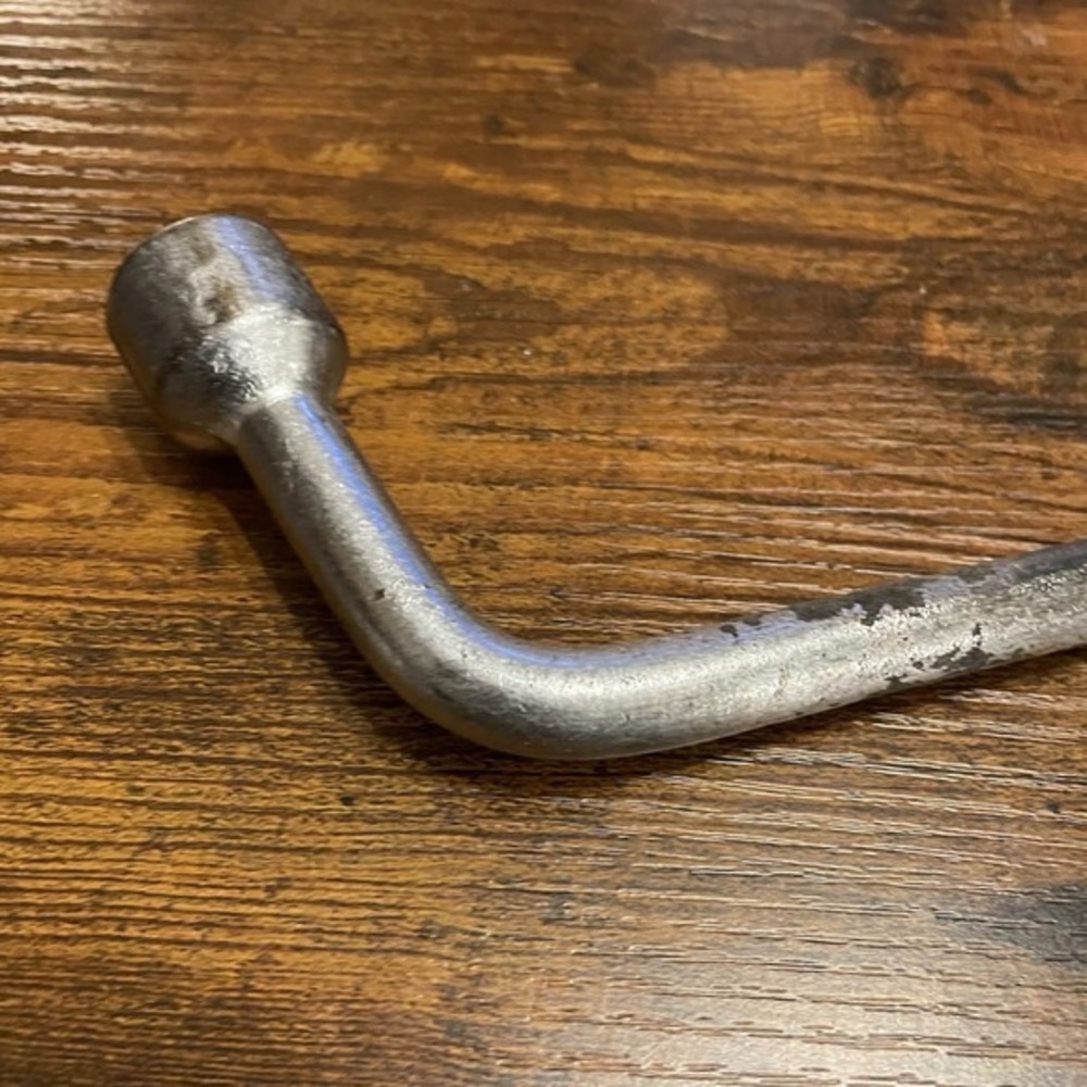 Mercedes Late 60s & Early 70s HazeT 17mm lug bolt 1 Wrench 1155810146 #️⃣038 - Picture 6 of 8